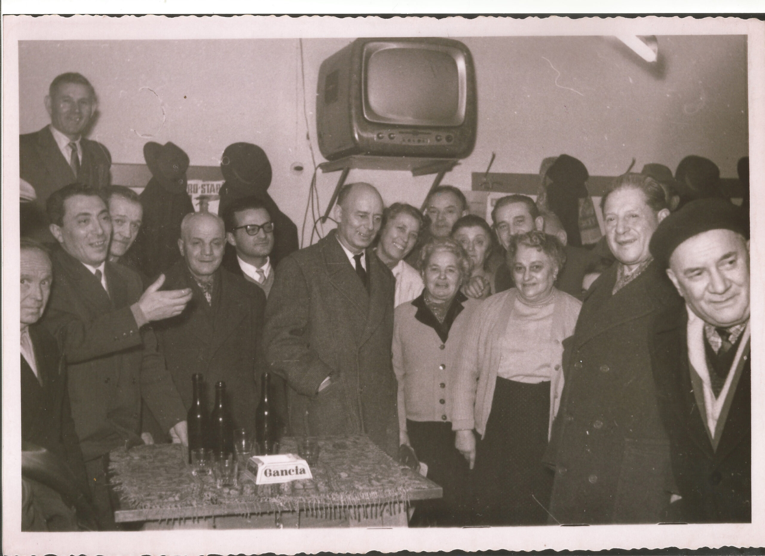 Giancarlo Pajetta al Circolo Risorgimento, in foto Argentina Foppa, Asio Ristori